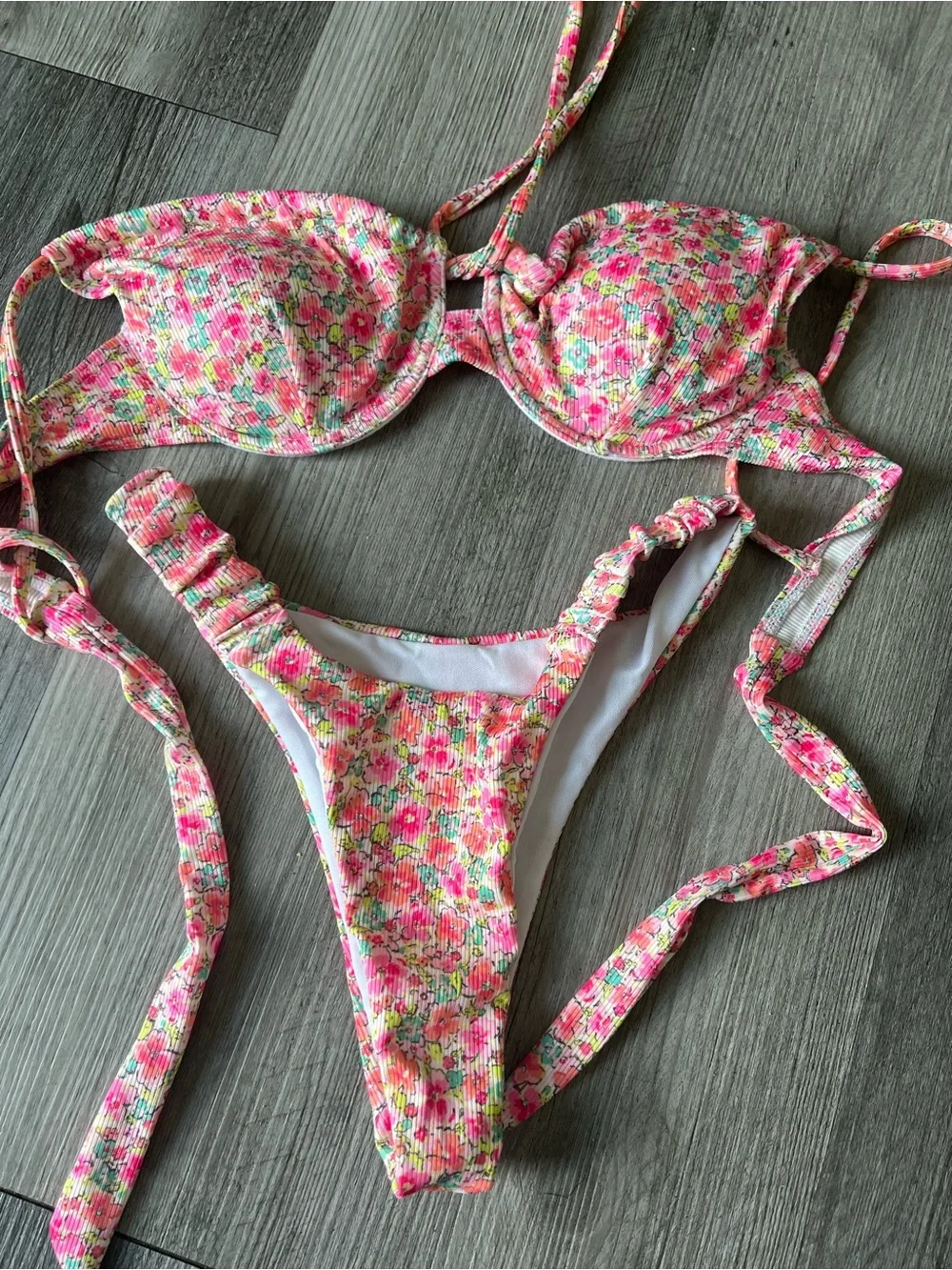 Pink Floral Ribbed Bikini Set - Picture 1 of 2